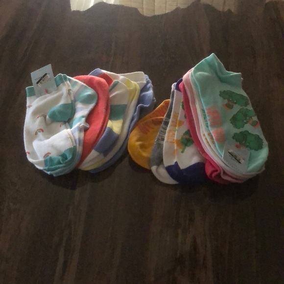 Accessories - Woman’s cute socks size L 3-10